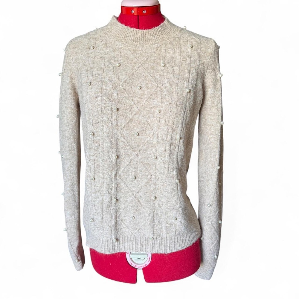 Loft Cream cable knit sweater with pearl embellishments size XS preppy girlhood